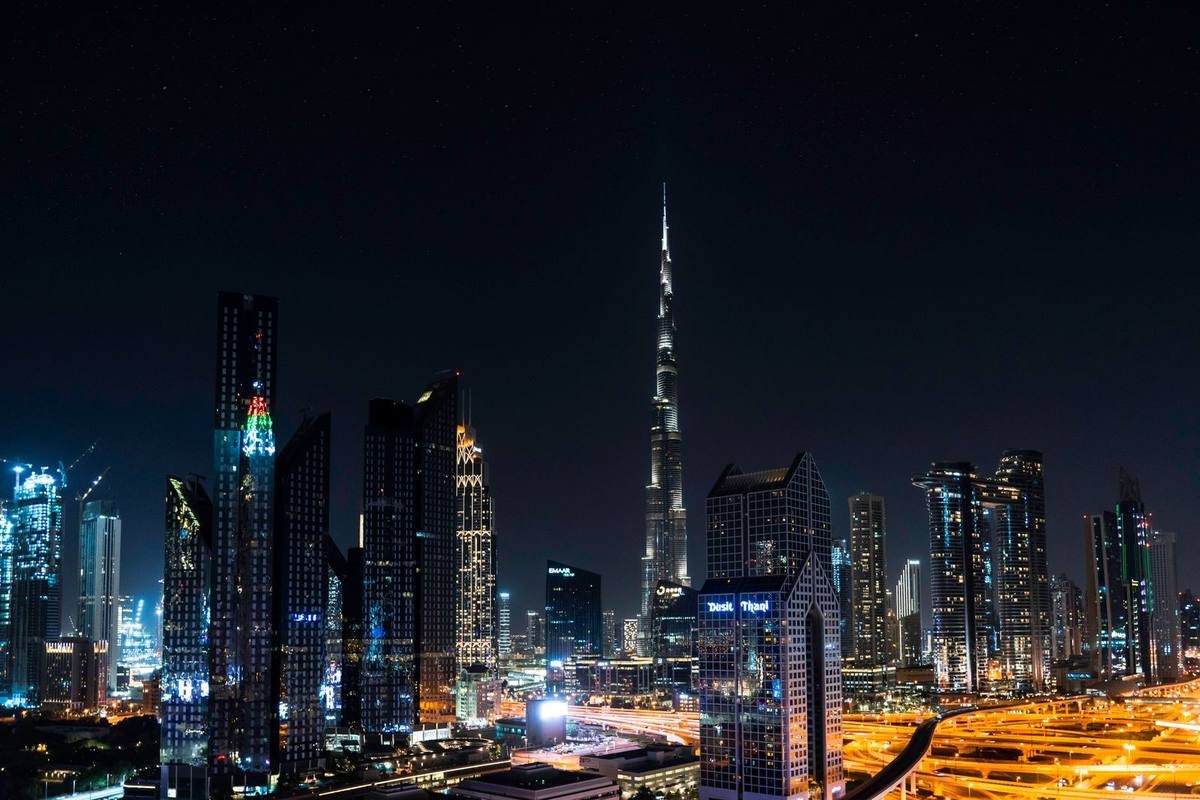 Aerial view of the Burj Khalifa with the Dubai Fountain below